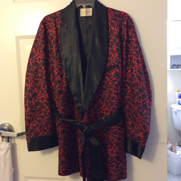 Vintage men’s smoking jacket - Picture 3 of 3